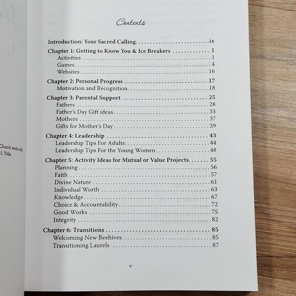 🔺️NWOT Bright Ideas for Young Women Leaders Paperback Book - Picture 4 of 4